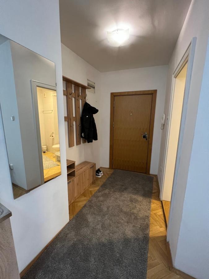 Apartment Dostojevski โนวีซาด ภายนอก รูปภาพ