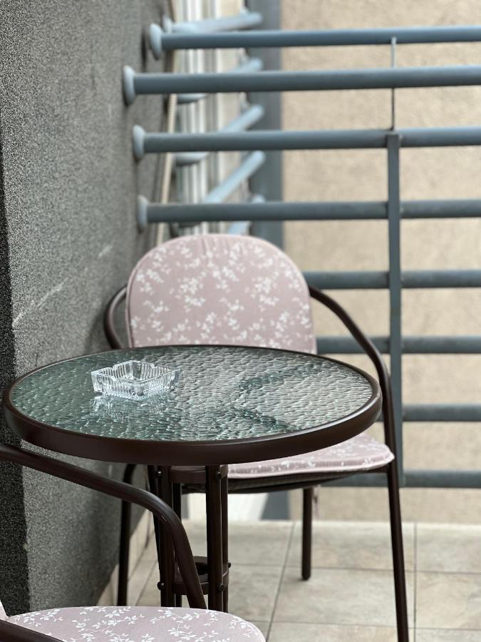 Apartment Dostojevski โนวีซาด ภายนอก รูปภาพ